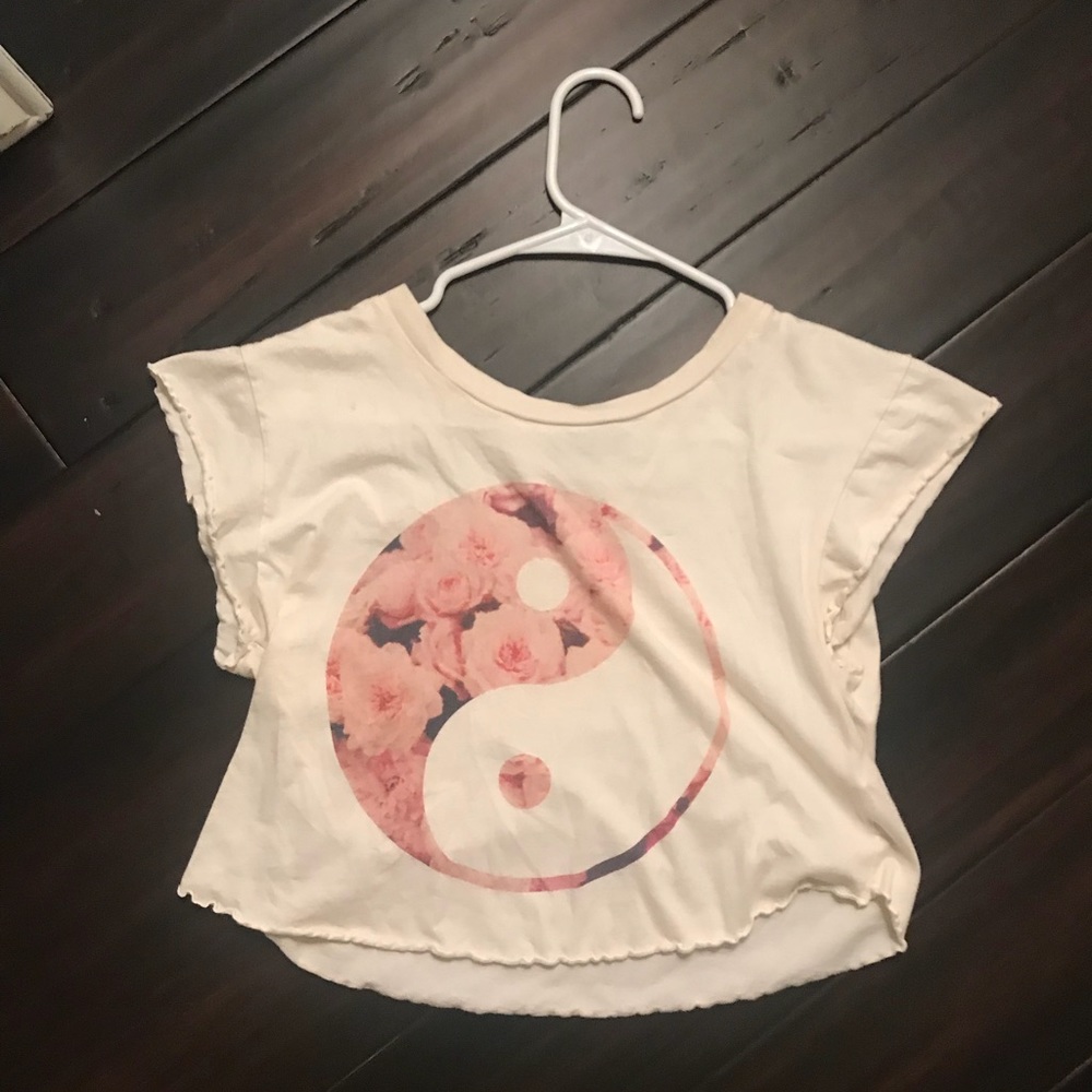 Brandy Melville crop top